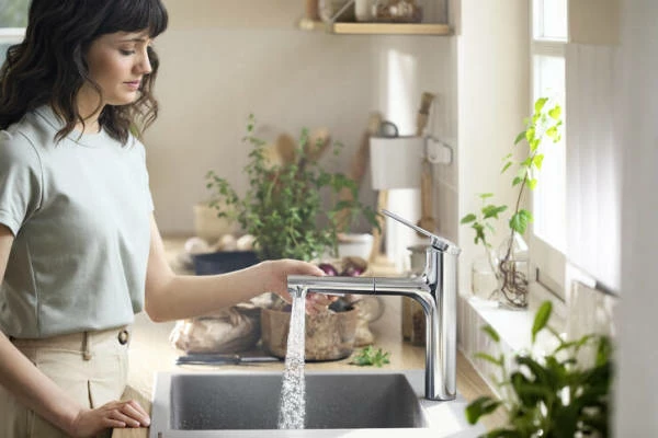 Hansgrohe Zesis M33 kjøkkenarmatur, uttrekkbar tut, krom Hansgrohe Zesis M33 Kjøkkenarmatur, Uttrekkbar Tut, Krom -Intra Butikk hansgrohe zesis m33 kjkkenarm 5