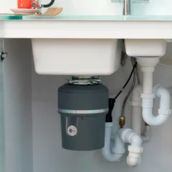 Insinkerator Kjøkkenkvern Evolution 100 2 Insinkerator Kjøkkenkvern Evolution 100 -Intra Butikk insinkerator kjkkenkvern evol 2