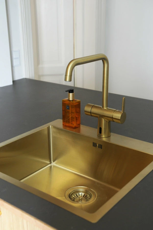 Lavabo Kubus 540 soft kjøkkenvask 54x50 cm, gull Lavabo Kubus 540 Soft Kjøkkenvask 54x50 Cm, Gull -Intra Butikk lavabo kubus 540 soft kjkkenv 6